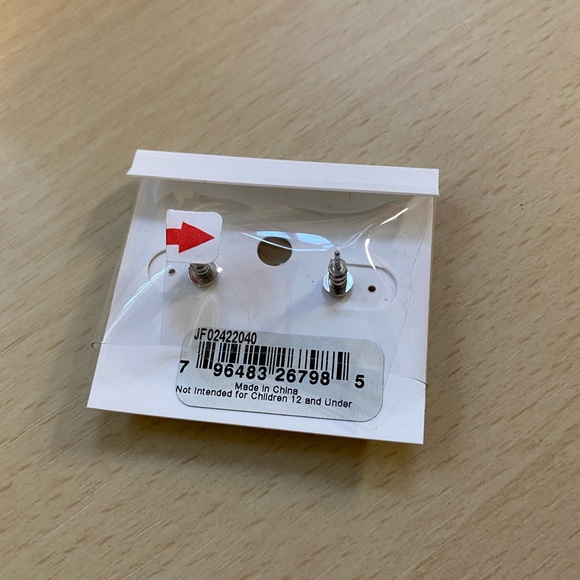 NWT Fossil Stainless Steel Earrings - Picture 3 of 5